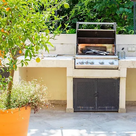 S2 Staywizus - House For 12p Swiming Pool Ac Bbq 10 Mins From Sea Vakantiehuis