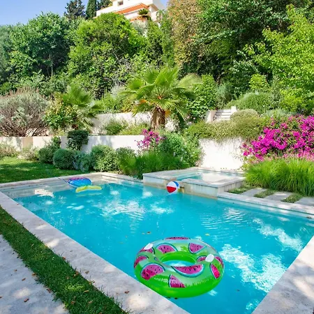 Casa vacanze S2 Staywizus - House For 12p Swiming Pool Ac Bbq 10 Mins From Sea Nizza